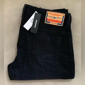 NWT DIESEL Men’s Jeans 38x30 Thommer Slim Black Stretch with Zipper Designer